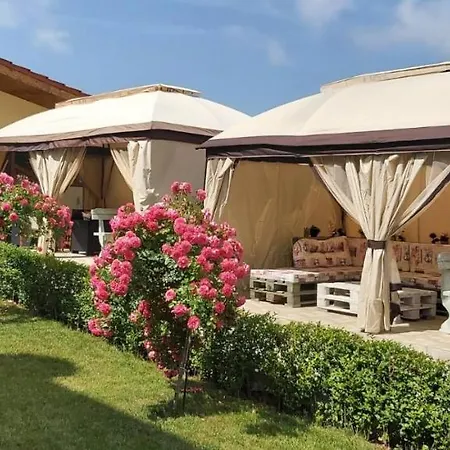 амида Casa de hóspedes Varvara (Burgas)